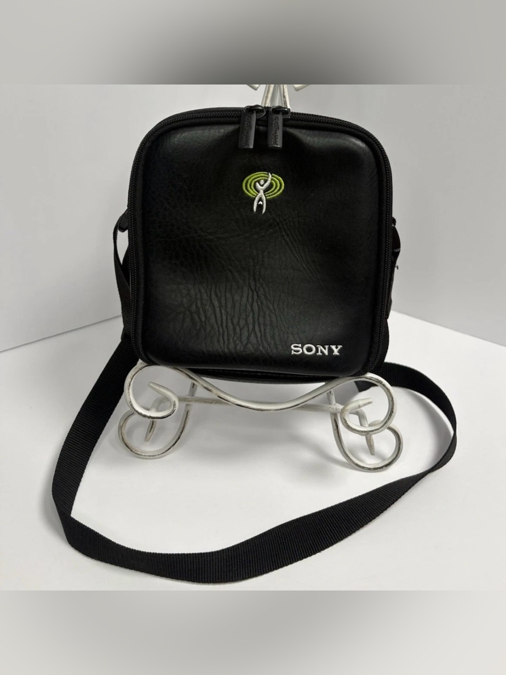 SONY - CD Projects, Model A Black CD Player Carry Case